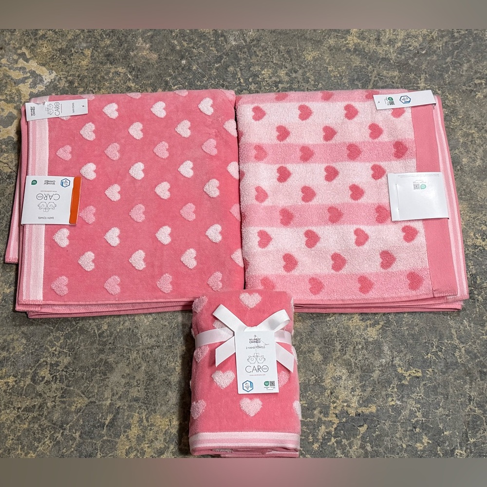 Caro Kids Pink Heart Bath Towel Set of 4 (2 Bath 2 Hand) - NWT